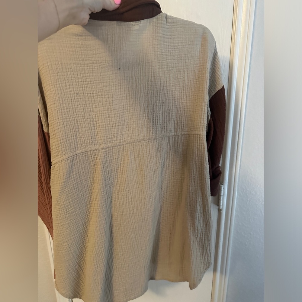 Color block button up - Picture 3 of 3